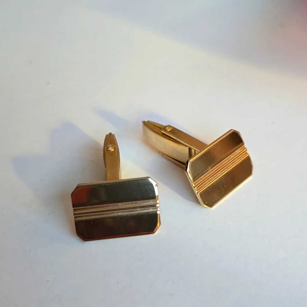 Gold Tone Cuff Links